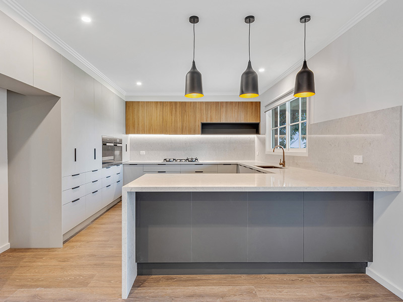 Contemporary Masterpiece Renovation: Caulfield