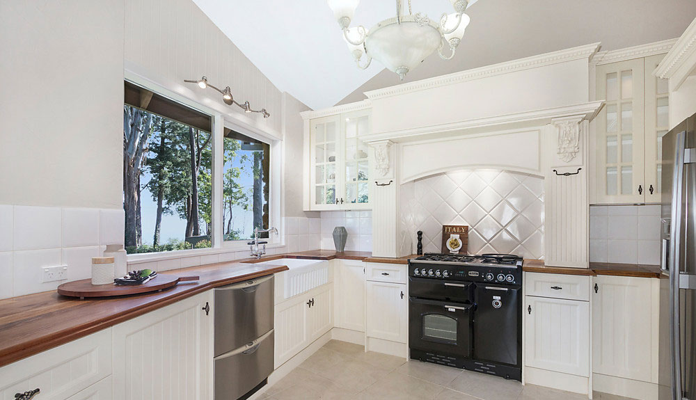 Breathe New Life into Your Home in Bentleigh with a Kitchen Designed and Built by MW Homes
